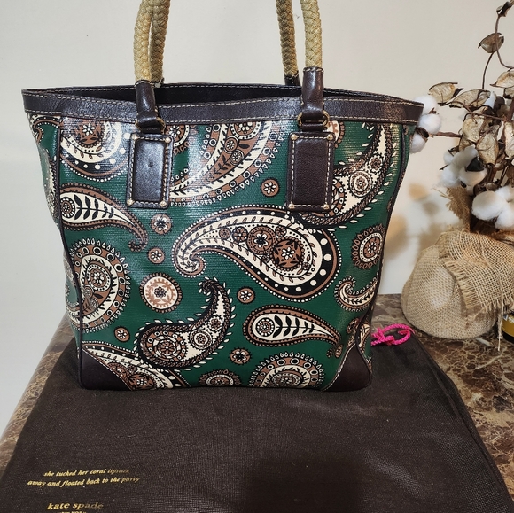 New Kate Spade Large Green Coated/Leather & Dustbag - Picture 14 of 16